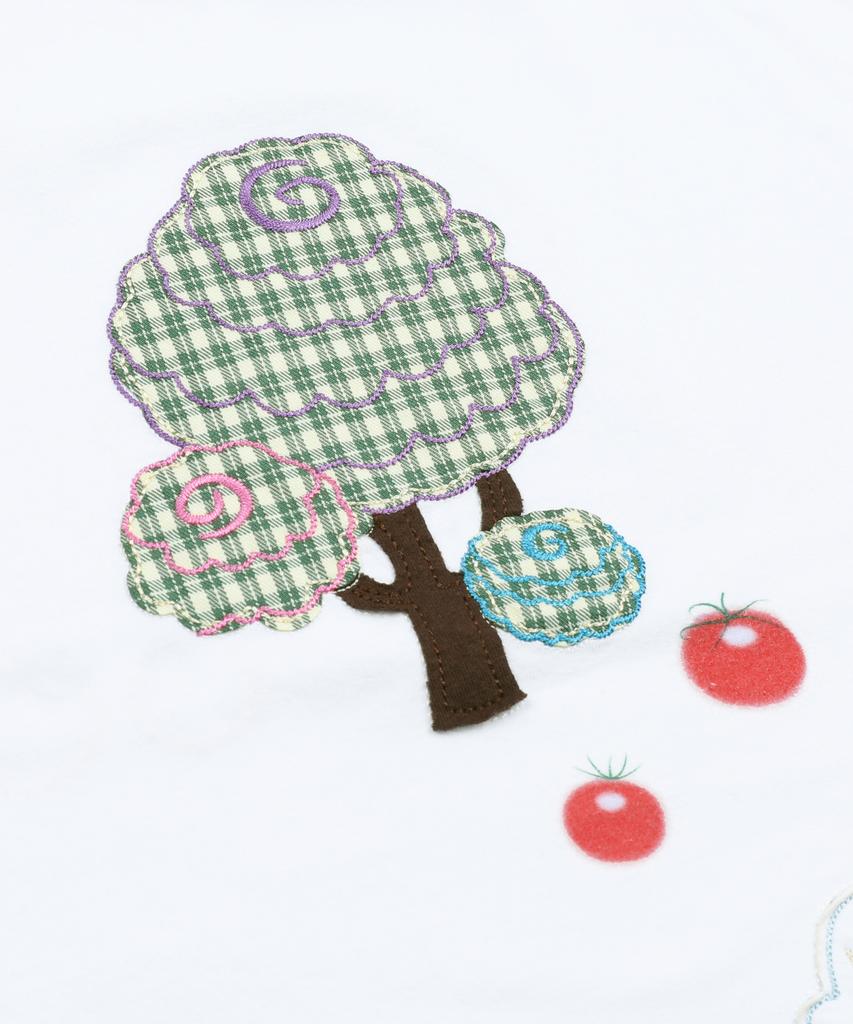 RuNaKi'Hu' Wxt099 Kumo Tomato Check Applique T-Shirt (White)
