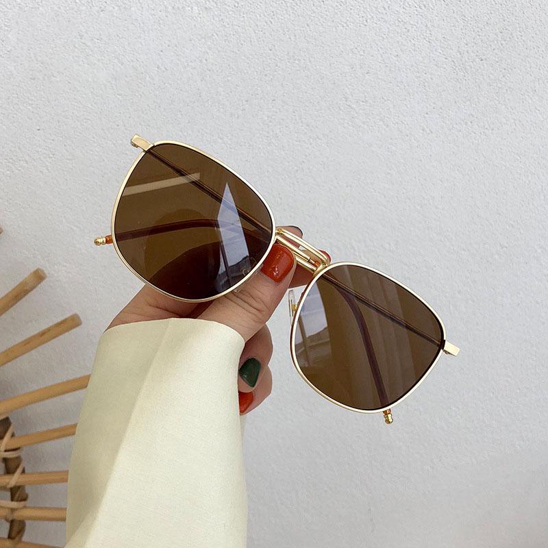 New Arrival Style Sunglasseses Men And Women Square-shaped Shape Alloy Glass Frame UV 400 Shielding Sunglasseses for Women Korean Style Glasses