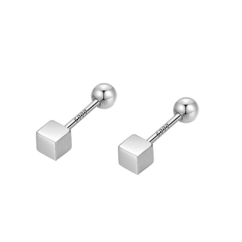Маленькие квадратные винтовые серьги без снятия ушных отверстий для женщин