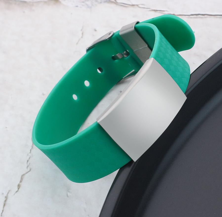 Персонализированный силиконовый мужской браслет с именем на заказ, зеленый, черный, гладкий, гравировка логотипа, браслеты-идентификаторы из нержавеющей стали, подарок, ювелирное изделие