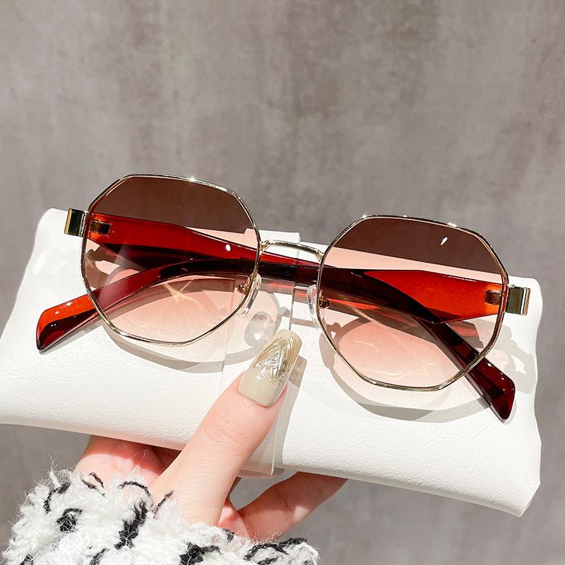 Vintage Sunglasses Women Fashion Frame Sunglasses Men Sun Glasses