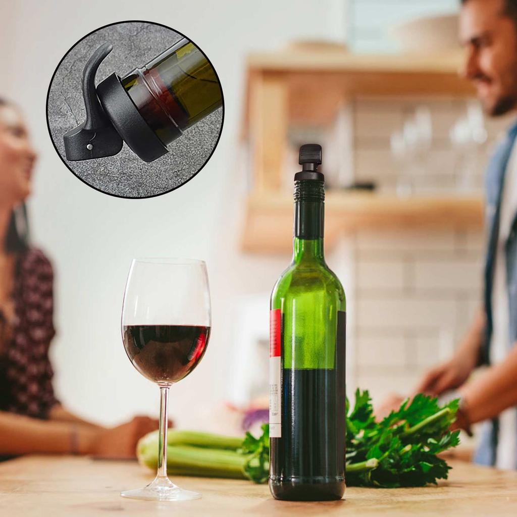 Manually Press Down The Bottle Stopper And Vacuum Wine Stopper