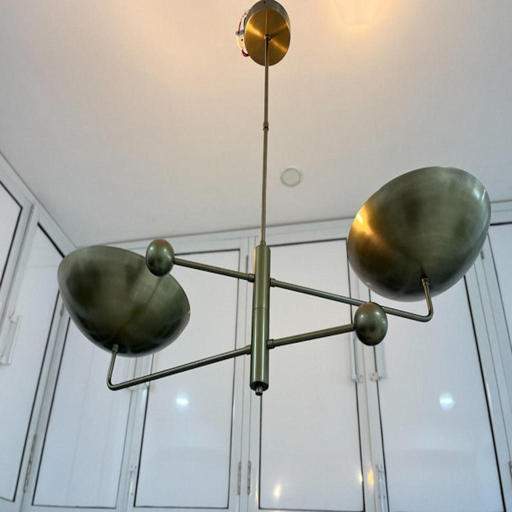 Люстра линейная 2-х ламповая изогнутая подвесная люстра Sputnik середины века светильник современный необработанный латунный