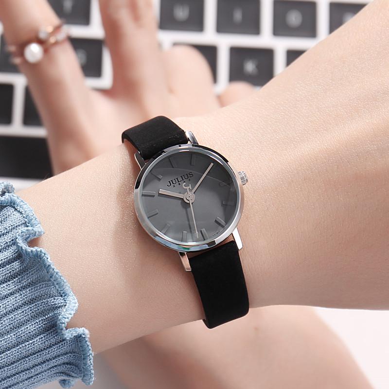 New Women'S Wristwatch, Trendy And Fashionable Student Wristwatch, Retro Leather Strap, Petite Women'S Wristwatch, Quartz Watch.