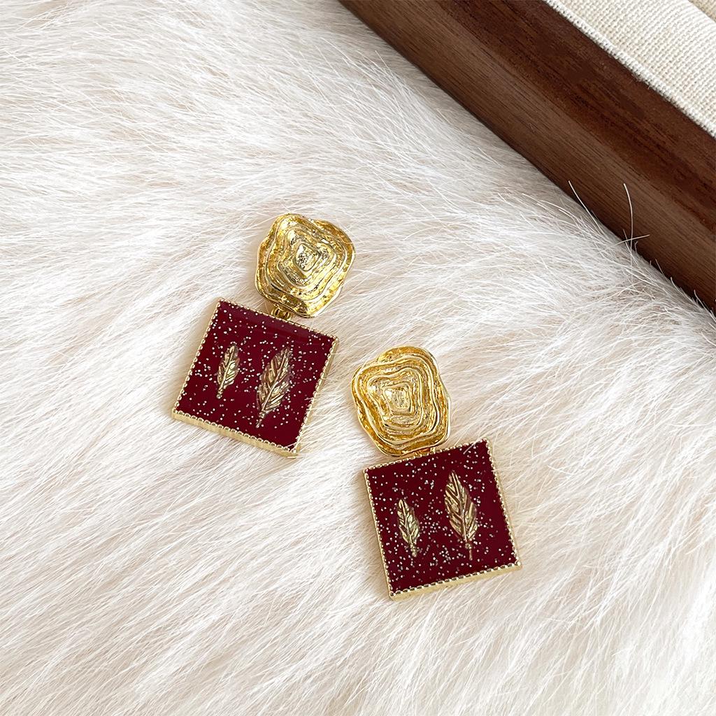 French Vintage Red Geometric Earrings: Retro Style, High-End Luxury Drip Glaze, Unique Niche Design