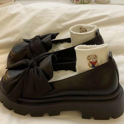 Черные лакированные лоферы на высокой толстой подошве, универсальные, в стиле ретро, в британском стиле, с бантом, студенческие, из маленькой кожи, женские