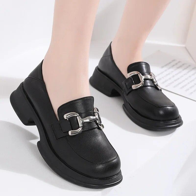 Мокасины женские весенние ретро в британском стиле женская обувь на одну ногу студенческая модная обувь женская
