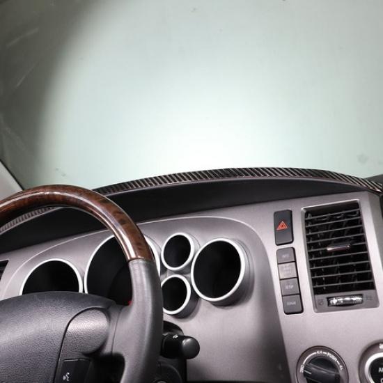 Отделка приборной панели и центральной консоли из углеродного волокна для Toyota Tundra 2007-2013