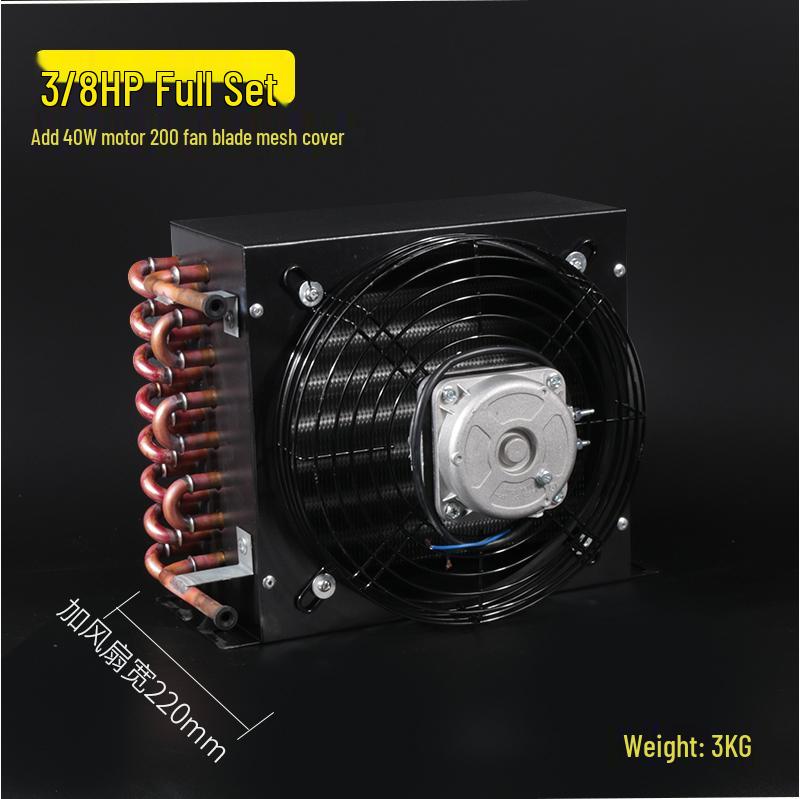 Ребристый теплообменник и охлаждающий бак с воздушным/водяным охлаждением