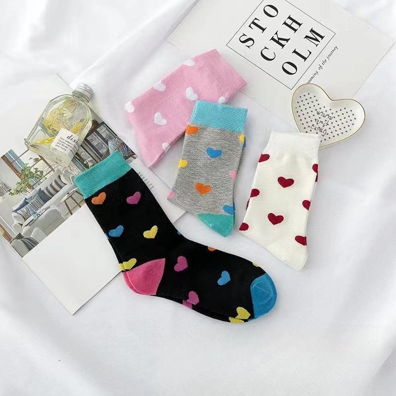 5 пар женских носков с сердечками, длинные хлопковые носки с высокой берцем, милые мягкие короткие носки, дышащие, впитывающие пот повседневные носки