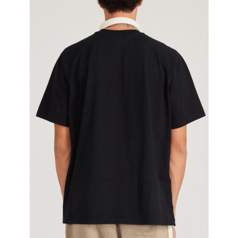 Black T Shirt Golden Medusa Head Greek Pattern Print Casual Streetwear Fashion Unisex Top for Men and Women