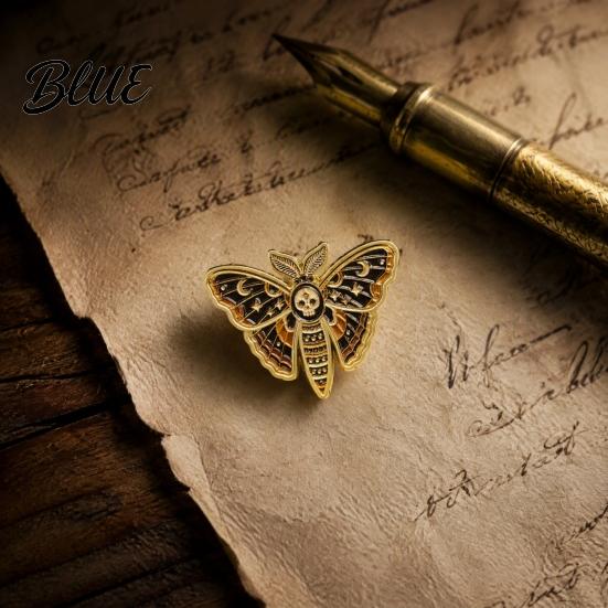 Vintage Insect Jewelry Enamel Moth Brooch Cartoon Alloy Lapel Pin Men Artistic Badge Women Accessories for Suit Dress Coat Scarf Retro Clothing