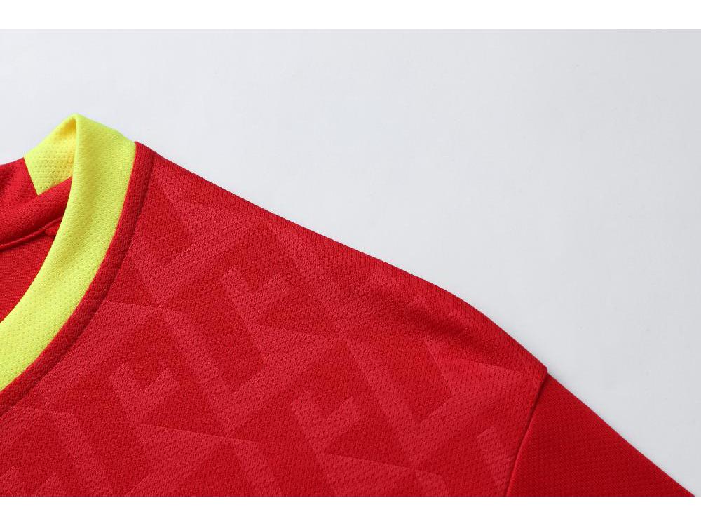 Дышащий комплект футбольной формы с коротким рукавом и возможностью нанесения индивидуальной печати (8012)