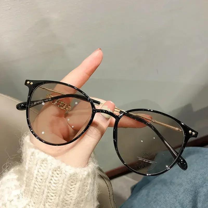 Women Luxury Brand Photochromic Myopia Glasses Vintage Anti Blue Light Near Sight Eyeglasses Fashion Round Frame Eyewear Diopter