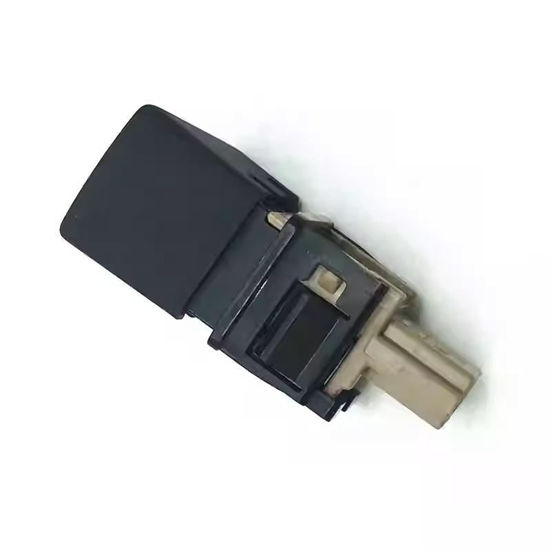 For Nissan New X-TRAIL QASHQAI MURANO Hazard light switch Double flashing warning light switch Emergency light button
