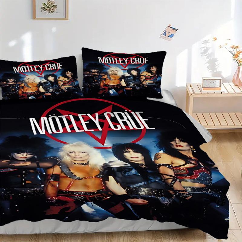 Набор пододеяльников Motley Crue, Glam Metal, 3 предмета - Можно стирать в машине, Включает 1 пододеяльник и 2 наволочки, Наполнитель не входит в комплект, Для дома, Все сезоны
