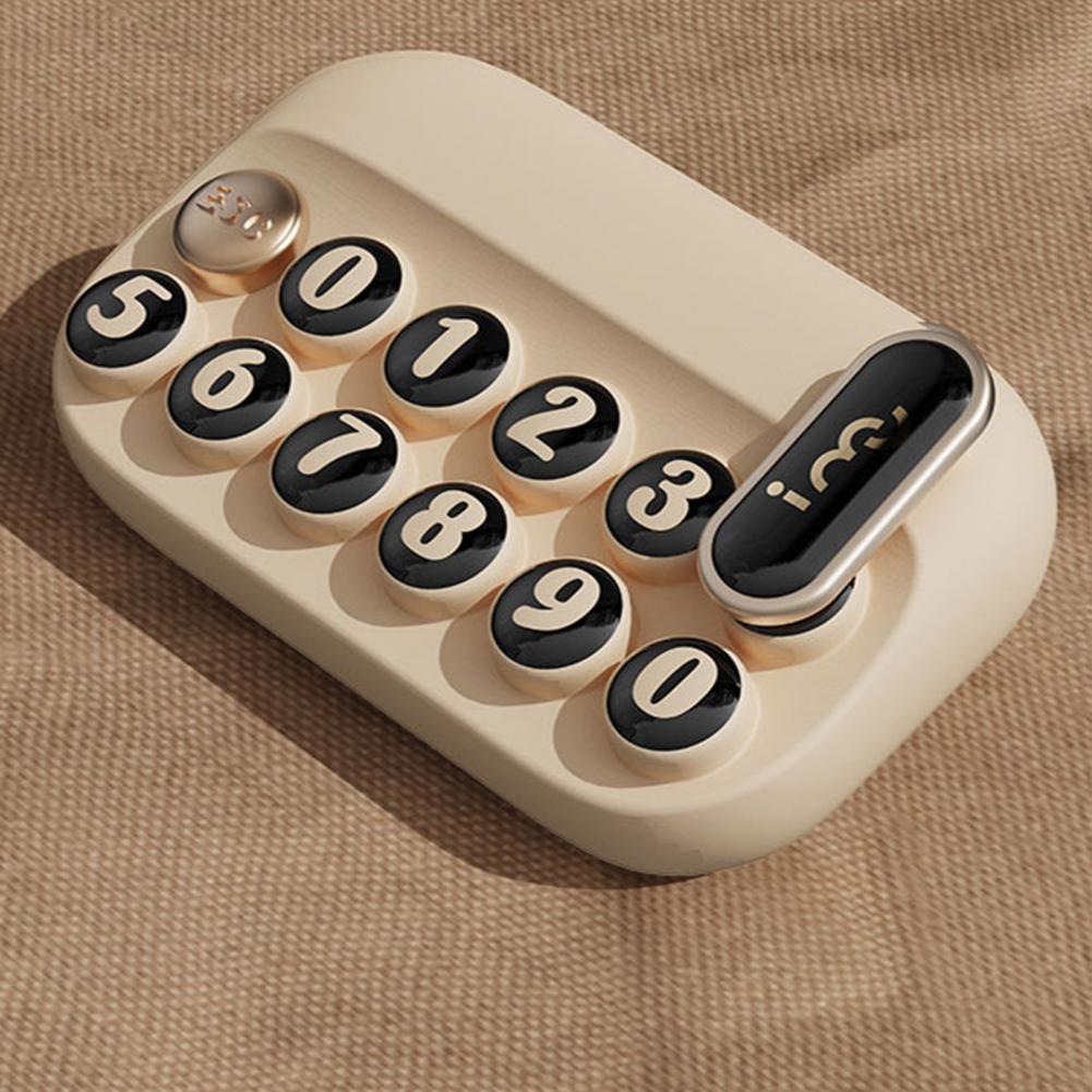 Временный парковочный номерной знак, стоп-сигнал, приборная панель, маленькая механическая клавиатура, форма скрытого движущегося автомобильного номерного знака