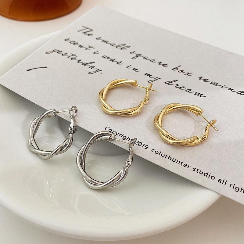 Classic Simple Twisted Weaving Metal Hoop Earrings for Woman 2025 New Vintage Geometric Statement Earrings Zircon Brincos Gift
