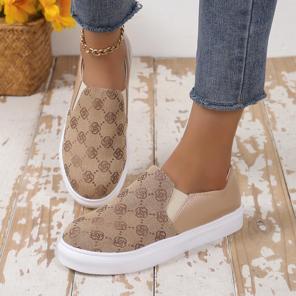 New Sneakers Women Canvas Flats Shoes Designer Shoes Female Slip-On Shoes Flats New Fashion Sneakers Plus Size Zapatos De Mujer