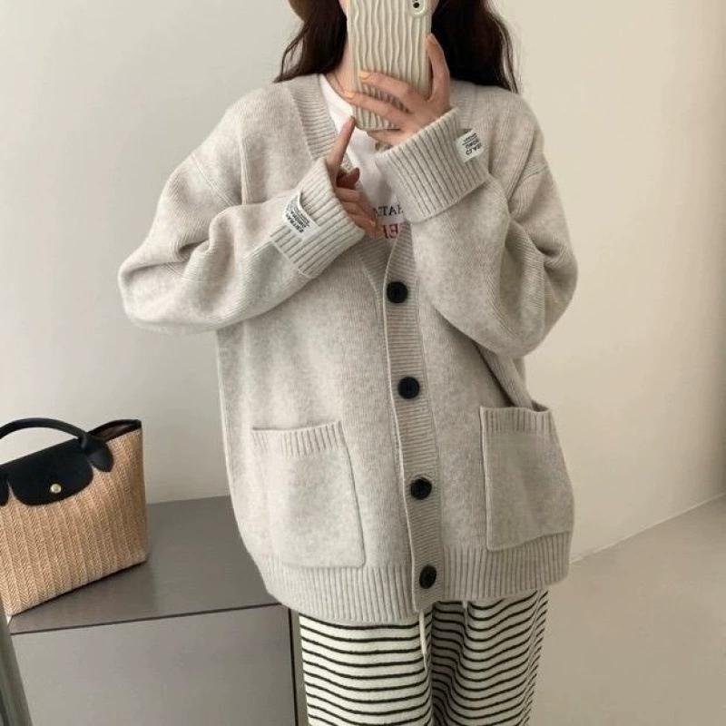 Large Solid Color V-neck Cardigan Autumn/winter Korean Loose and Versatile Casual Slimming Sweater Women's Top