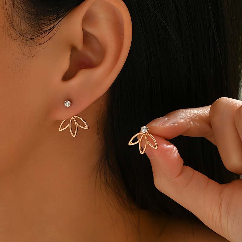 Korean Copper Color Flower Stud Earrings For Women Girls Simple Metal Petals Leaves Small Earrings Zircon Accessories