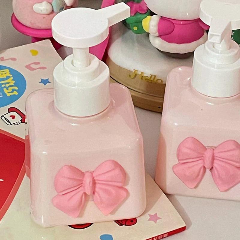 200ml Bow Soap Dispenser Refillable Shower Bottle Plastic Press Pump Lotion Bottle for Liquid Hand Sanitizer Shampoo Bathroom