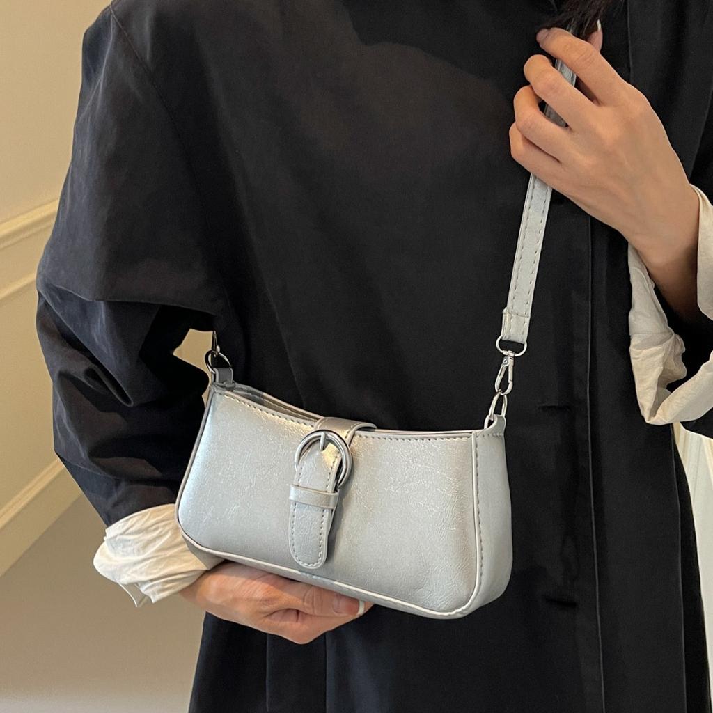 Fashion Niche Armpit Small Bag 2025 New French Light Luxury Women's Bag Commuter Shoulder Bag Autumn and Winter Versatile Messenger Bag