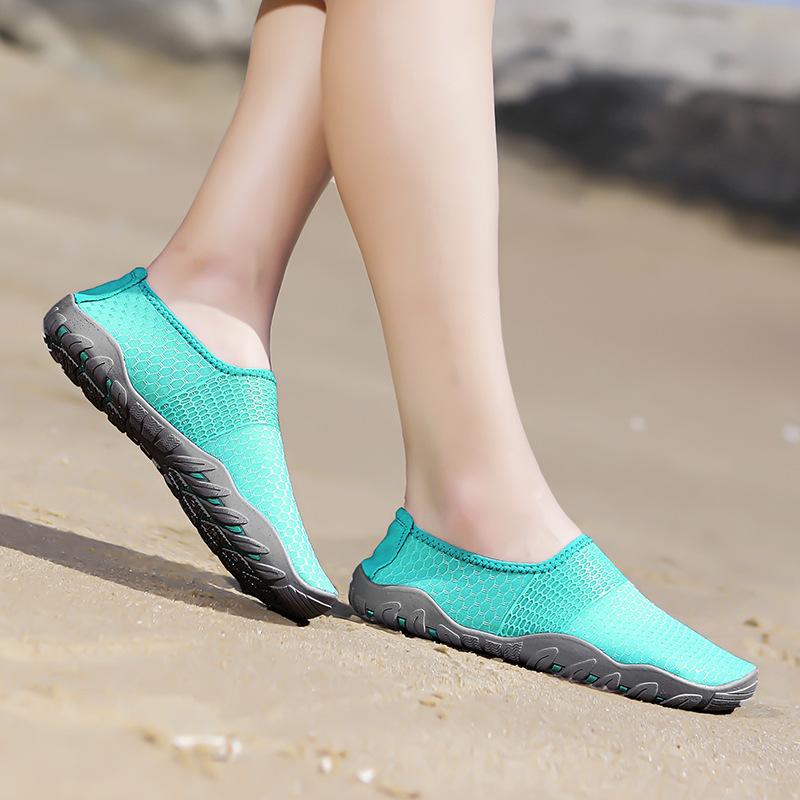 Обувь для воды, женская и мужская, быстросохнущая босиком, водные носки, пляжное плавание, спортивная обувь на открытом воздухе, новая дышащая легкая нескользящая обувь для дайвинга и плавания