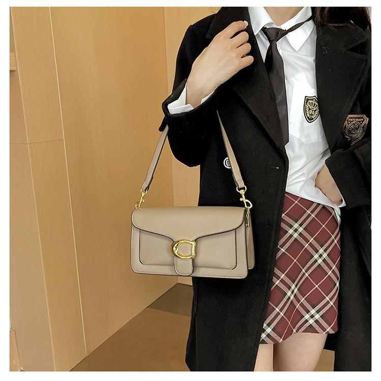 New Fashionable High Quality Underarm Bag Versatile Single Shoulder Crossbody Small Square Bag