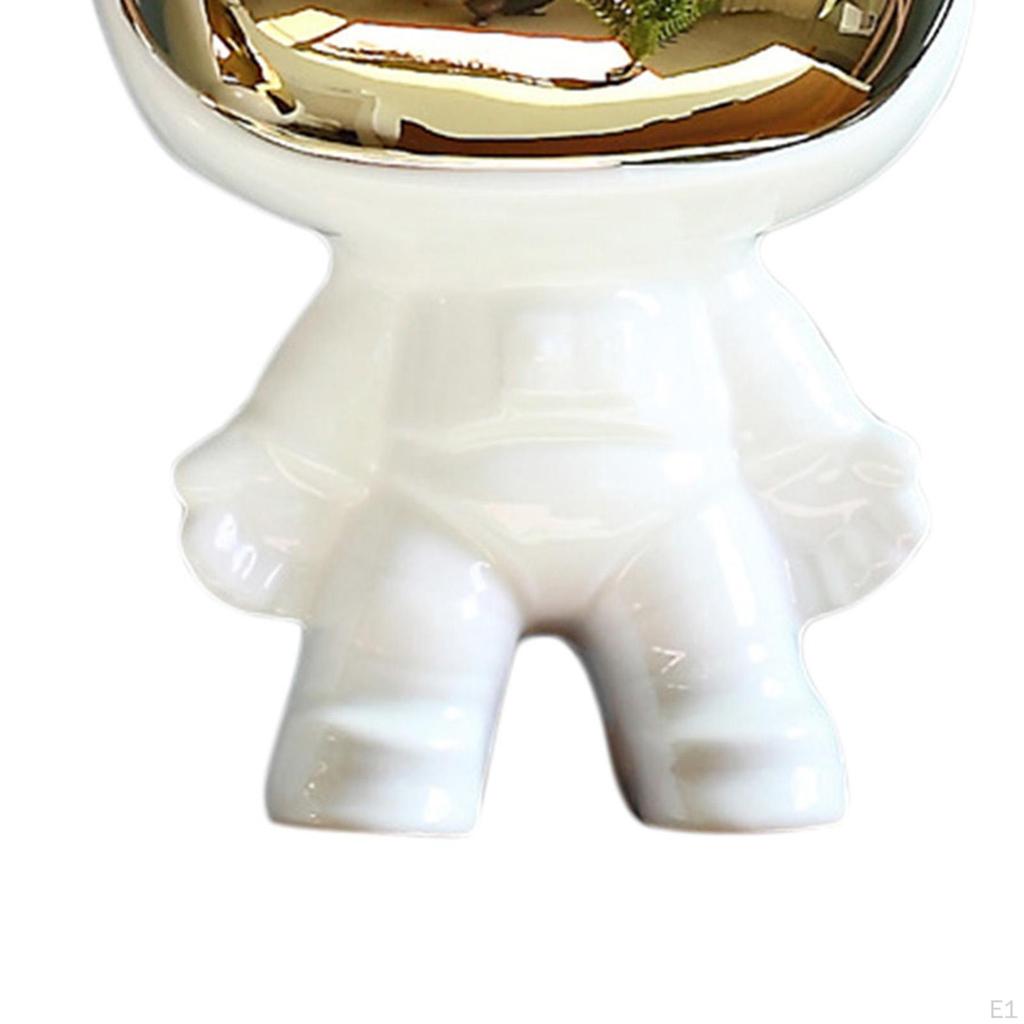 Astronaut Statues Sculpture Figurine Ornament Home Arts and Crafts Desktop Accessories Tabletop