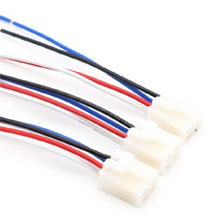 Sturdy Plastic Automotive Electrical Relays Set 12V 40.0A 4 Pin SPST Set of 2 Including Pre Wire Pigtail Connectors