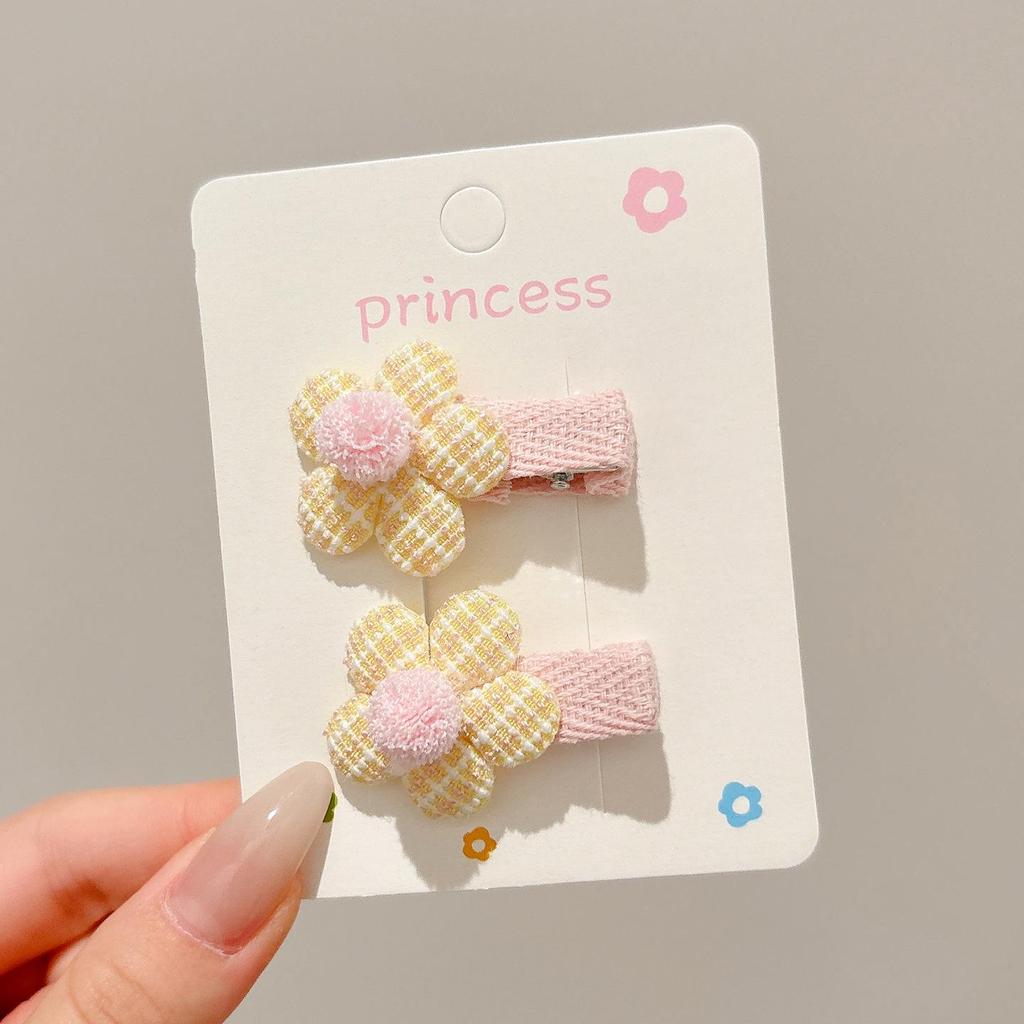 Retro Cute Baby Hair Clips – Gentle Fabric Flower Headwear for Girls