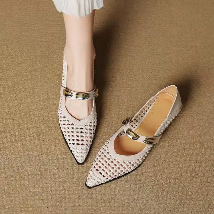 Мода 2025 Лето Французский Низкий Каблук Ажурные С Мелким Вырезом Кожаные Туфли-Лодочки с Квадратным Носком Женские
