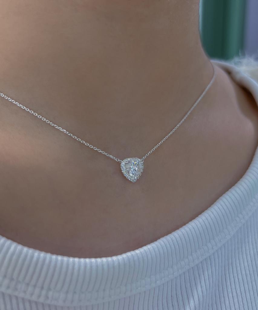 Helene Jewelry Серебро 925 пробы Ожерелье с мозанитом 1 карат, огранка «сердце», с ореолом