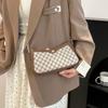 New Textured Underarm Bag Simple Fashion Versatile Handbag Exquisite Casual Shoulder Bag