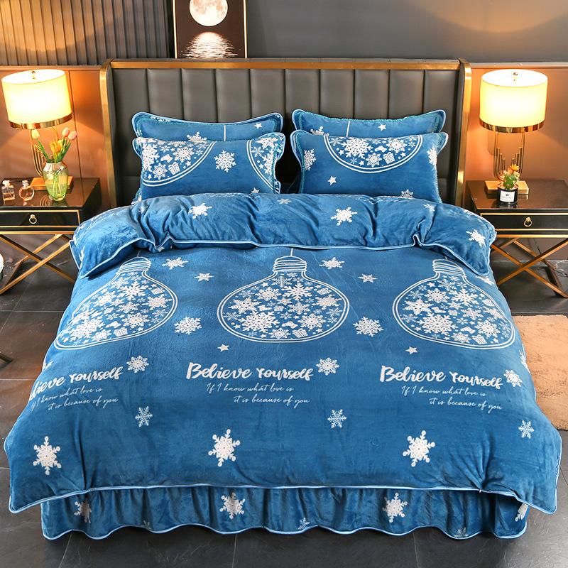 Комплект из 4 предметов плюшевого осенне-зимнего комплекта из утолщенного теплого флиса, простыни, пододеяльника с принтом, подзора для кровати, комплект для дома