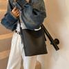 Ретро сумка женская осень и зима 2025 новая модная большой вместимости для поездок на работу на одно плечо сумка для мамы и ребенка повседневная универсальная сумка-ведро