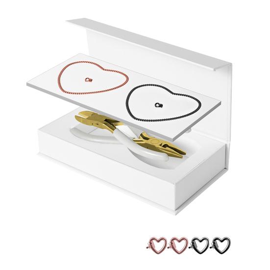 1 Набор для перманентного браслета включает 2 браслета, 4 кнопки-сердечка, 2 плоскогубца для изготовления вечных украшений