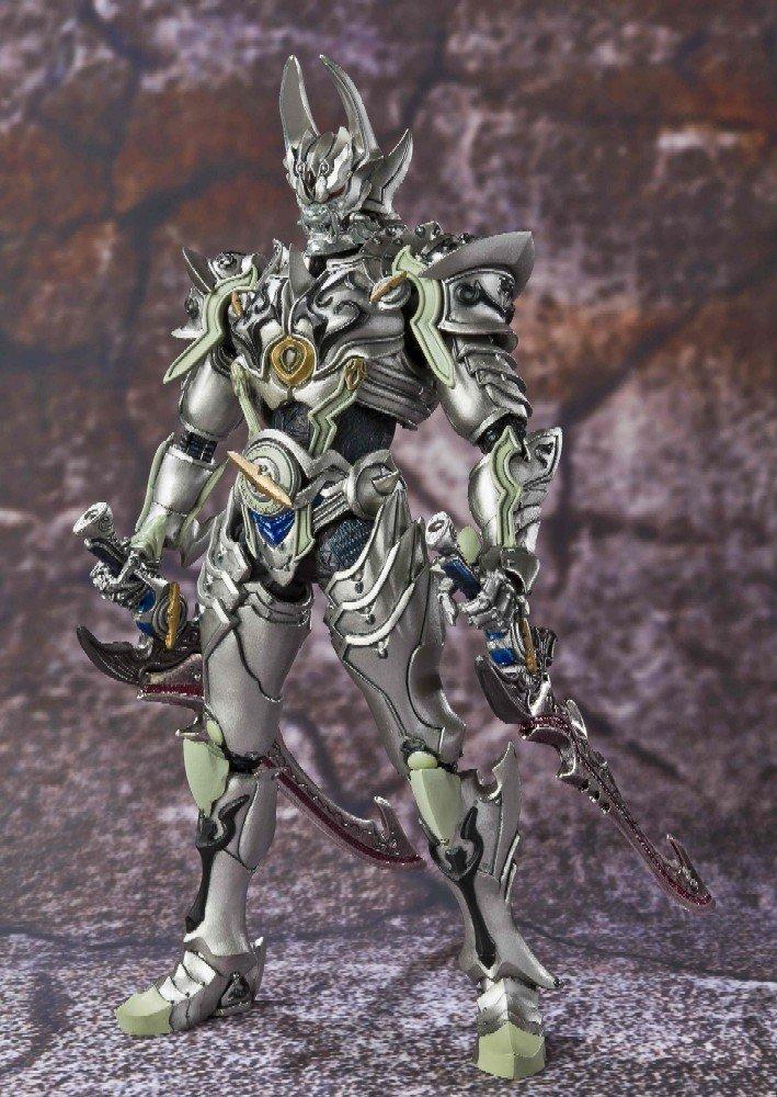 TAMASHII NATIONS Makai Movable Silver Fang Knight Zero