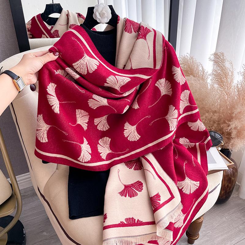 Scarf Women'S Winter High-End Sense Ginkgo Biloba Fashion Imitation Cashmere Warm Scarf Short Beard Fringed Shawl
