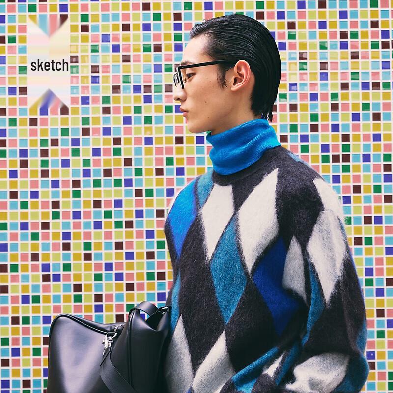 Мужской пуловер свободного кроя с круглым вырезом и принтом