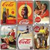 Жестяные знаки Винтажный постер с безалкогольными напитками Cola Металлические девушки пьют бутылки Cola Металлическая пластина Настенная декорация для бара, паба, клуба, ресторана