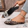 Сексуальные леопардовые туфли-мюли с острым носком женские 2025 летние на плоском каблуке с большой хрустальной пряжкой модные женские туфли