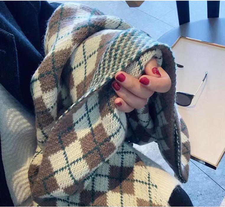 Women's Retro Plaid Winter Scarf - Thickened Knitted Cashmere-Like Shawl