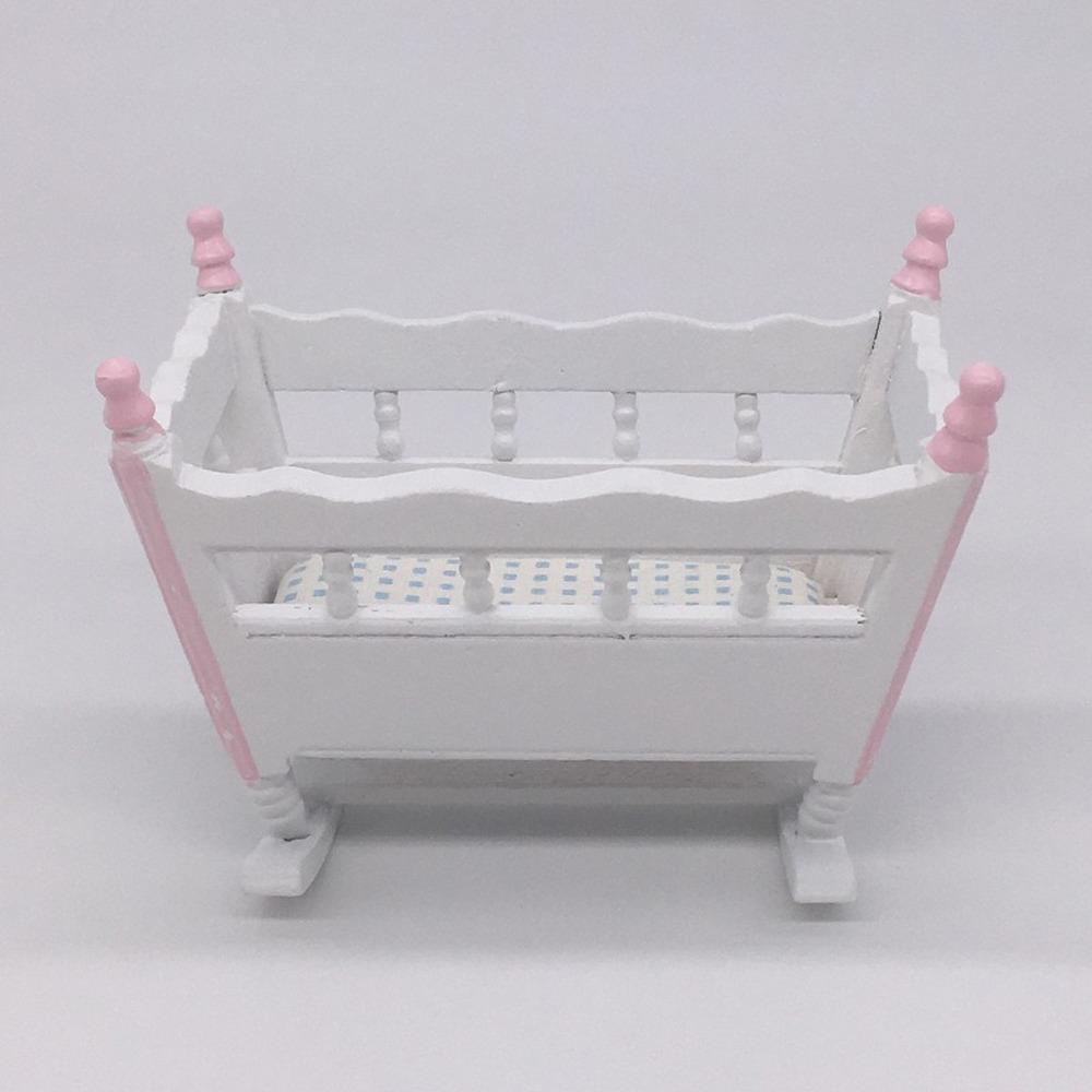 1:12 Кукольный домик Миниатюрные куклы Мебель Белая деревянная детская кровать Детские игрушки Деревянная детская кроватка Детская кроватка