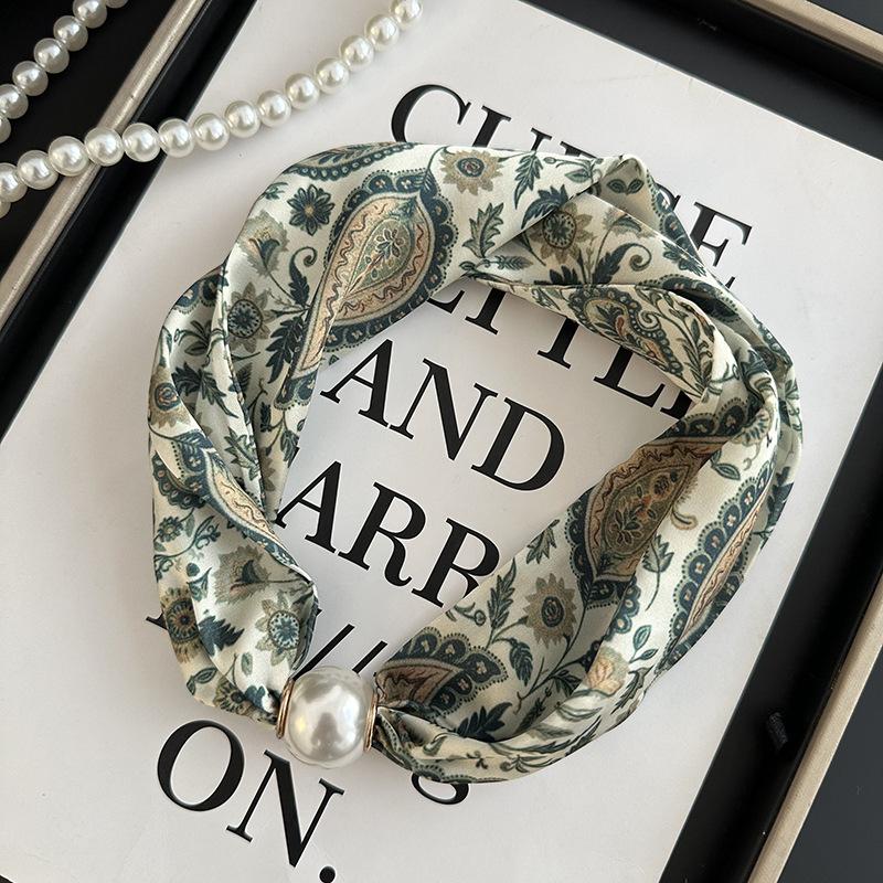 Pearl Necklace Women's Magnetic Buckle Silk Scarf High-end Spring and Summer New Niche Wear Printed Silk Scarf Scarf