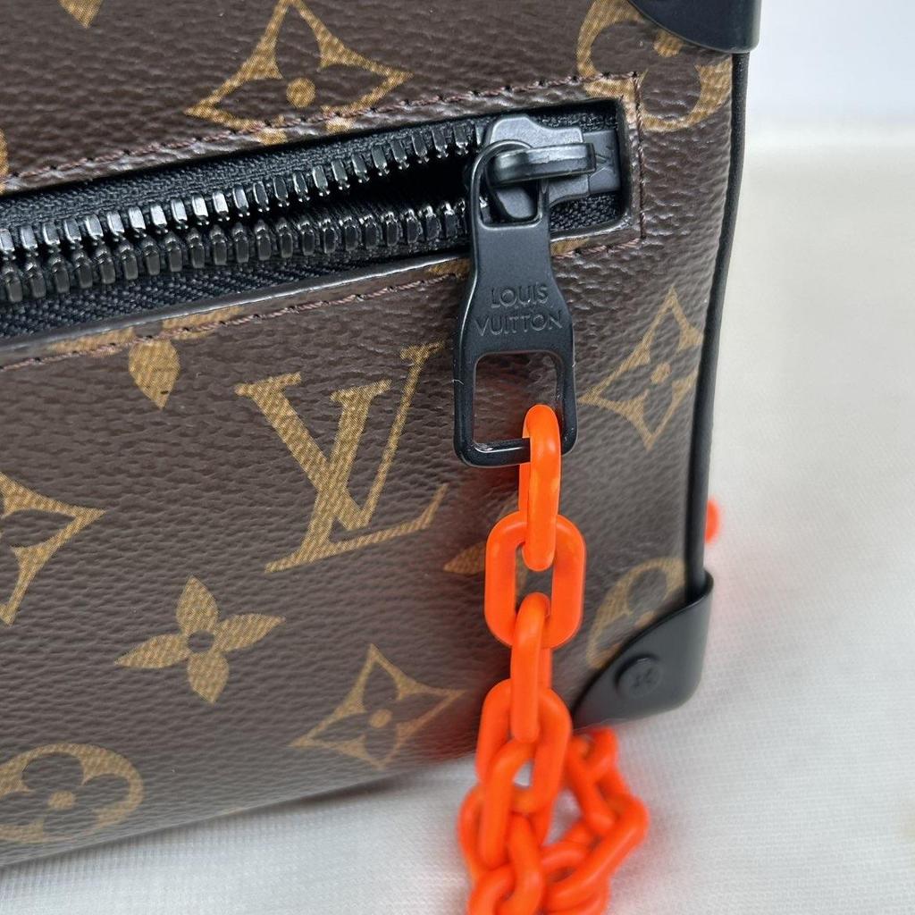 [Pre-Owned] Soft Trunk Classic Monogram Chain Versatile Trendy Coated Canvas Square Box Bag Small Square Bag Soft Box Bag Shoulde - Very Good #1F42EZA