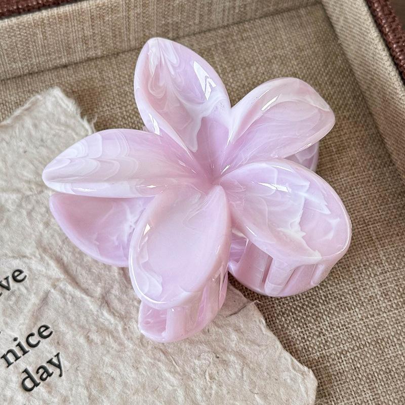 Gradient Frangipani Hair Clip Female Versatile Sweet Resort Fairy Shark Clip Vintage Hair Accessories
