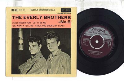 7-дюймовая пластинка EVERLY BROTHERS - Everly Brothers-no.6 REA1311 LONDON 1961 UK Рок Б/У