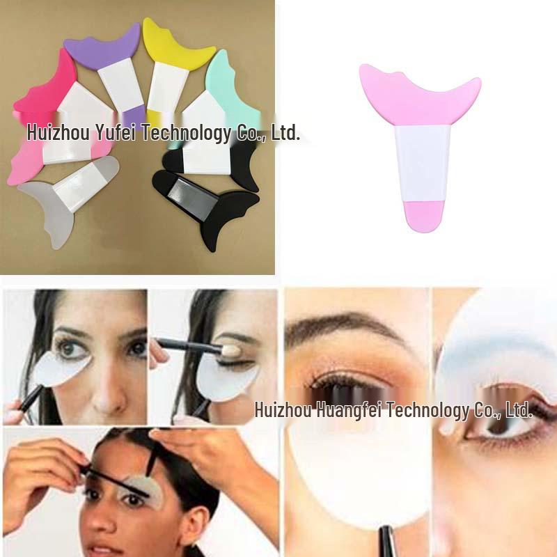 Silicone Eyeshadow Applicator & Shield: Multi-Functional Eyeliner Tool